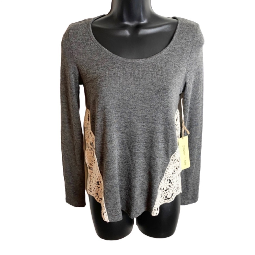 Paper + Tee NWT longsleeve grey shirt lace sides size small